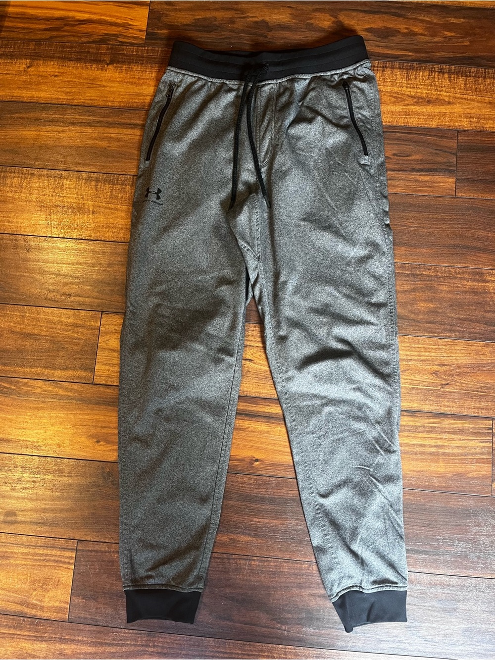 Under Armour Men's Heather Gray Jogger Sweatpants